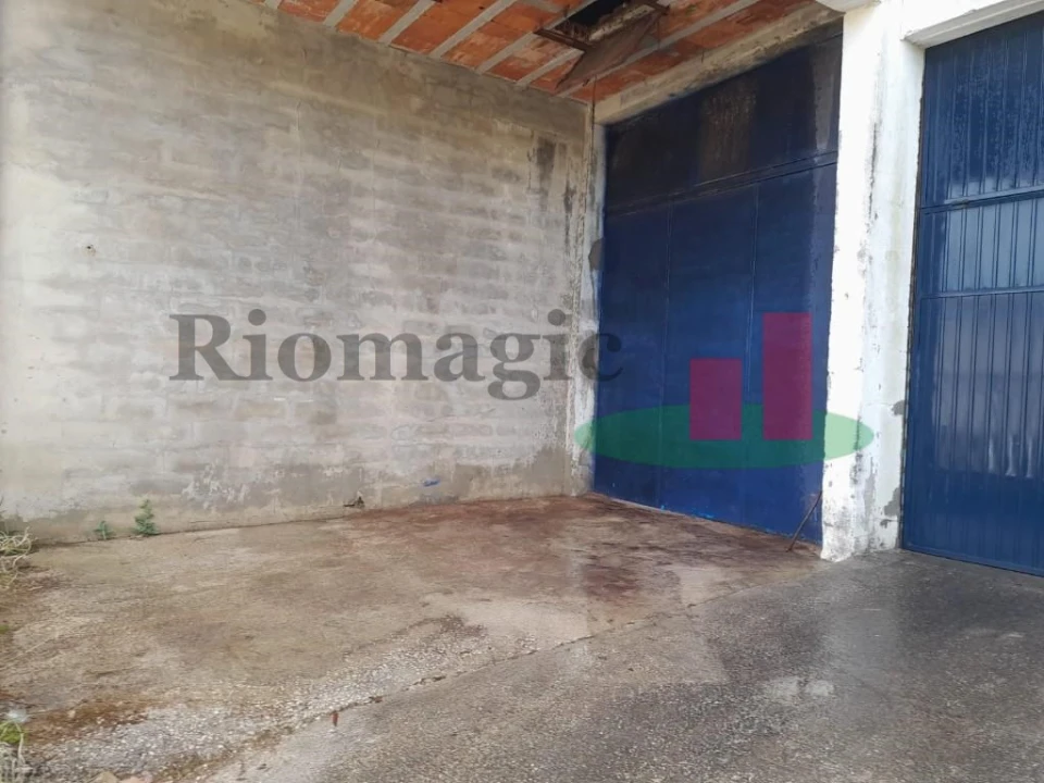 Armazém para Venda em Amiais de Baixo Foto 22