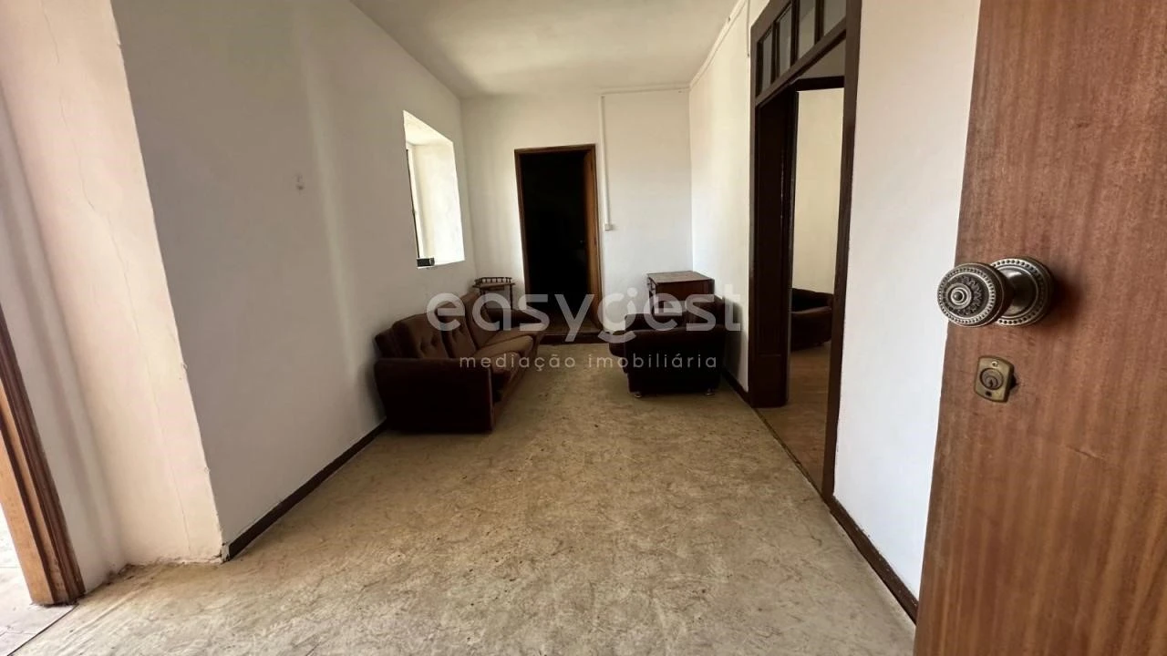 Prédio para Venda em Sé Nova, Santa Cruz, Almedina e São Bartolomeu Foto 12