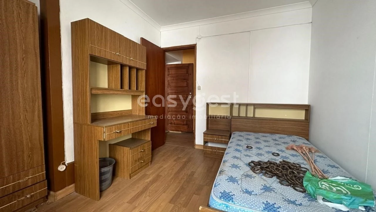 Prédio para Venda em Sé Nova, Santa Cruz, Almedina e São Bartolomeu Foto 16