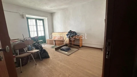 Prédio para Venda em Sé Nova, Santa Cruz, Almedina e São Bartolomeu