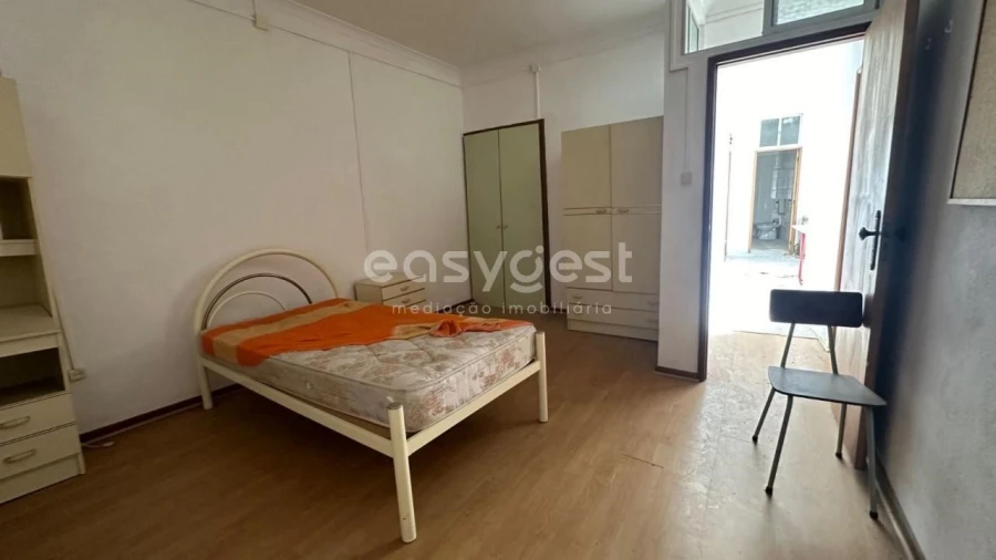 Prédio para Venda em Sé Nova, Santa Cruz, Almedina e São Bartolomeu Foto 24