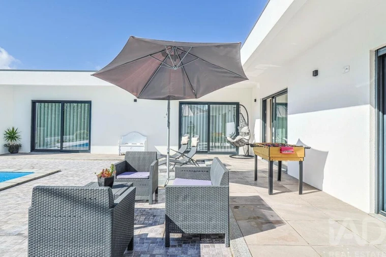 Moradia T3 para Venda em Ronfe Foto 29