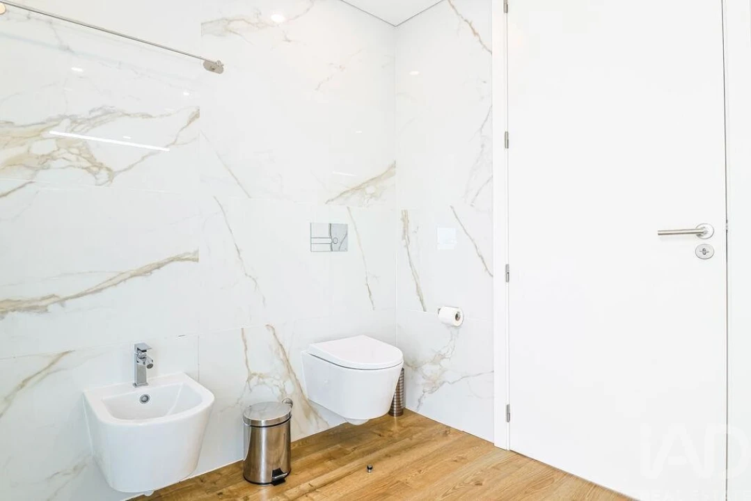 Moradia T3 para Venda em Ronfe Foto 10