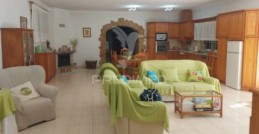 Quinta T4 para Venda em Marvila, Ribeira Santarém, São Salvador, São Nicolau