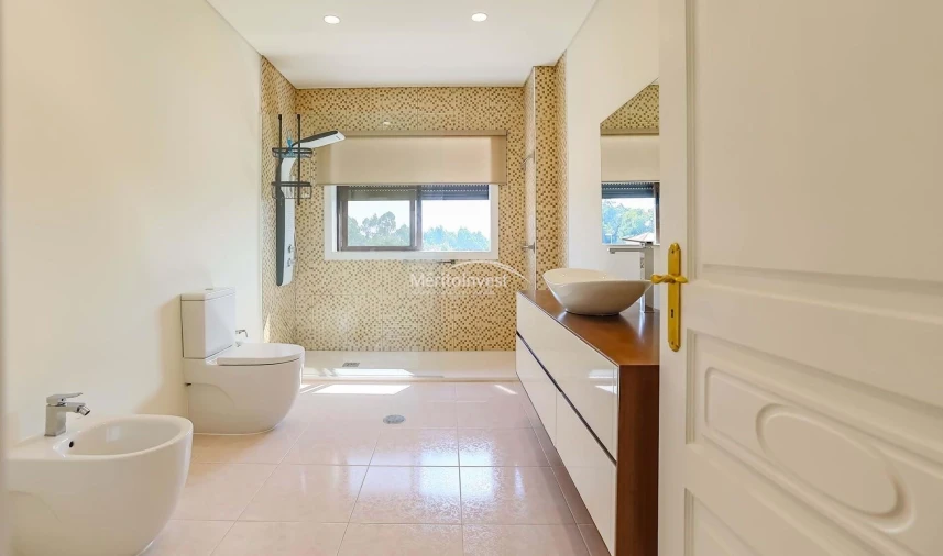 Moradia T4 para Venda em Barcelos, V.Boa, V.Frescainha Foto 11