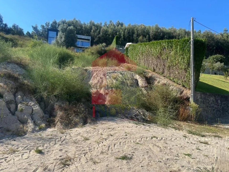 Terreno para Venda em Ribeira do Neiva Foto 6