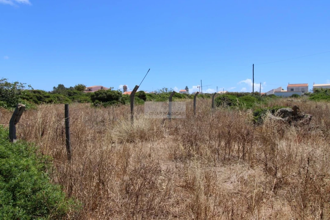 Terreno para Venda em Vila de Sagres Foto 11