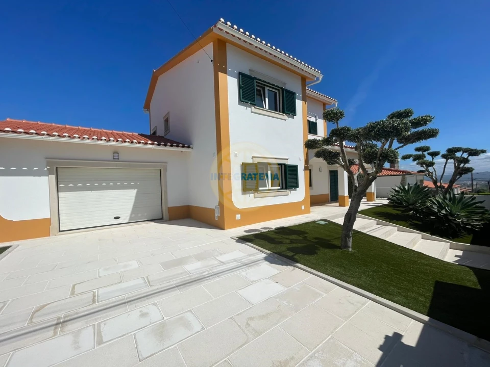 Moradia T4 para Venda em Tornada e Salir do Porto Foto 22