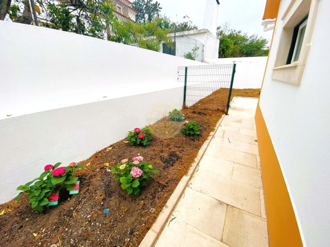 Moradia T4 para Venda em Tornada e Salir do Porto Foto 17