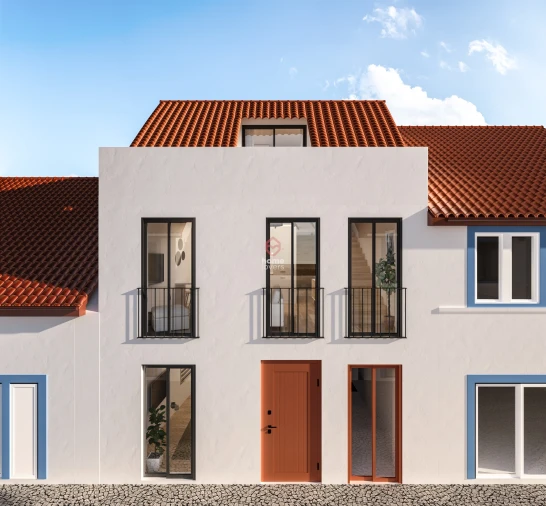 Prédio para Venda em Santa Maria do Castelo e Santiago e Santa Susana Foto 2