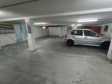 Moradia T6 para Venda em Moledo e Cristelo