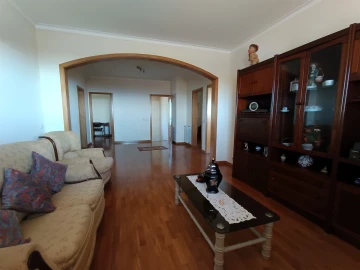 Moradia T6 para Venda em Moledo e Cristelo