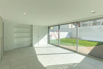 Moradia T4 para Venda em Glória e Vera Cruz