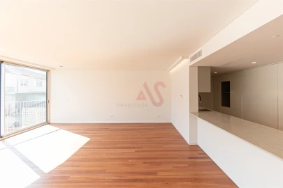 Moradia T4 para Venda em Glória e Vera Cruz