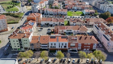 Moradia T4 para Venda em Glória e Vera Cruz