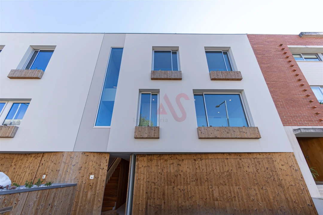 Moradia T4 para Venda em Glória e Vera Cruz Foto 52