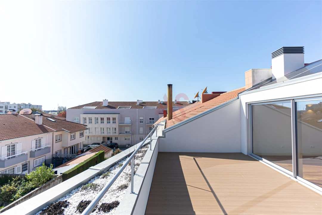 Moradia T4 para Venda em Glória e Vera Cruz Foto 8