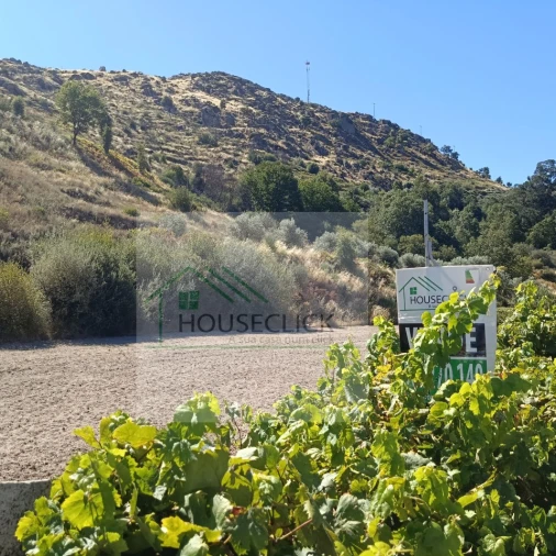 Moradia T3 para Venda em Bendada Foto 19