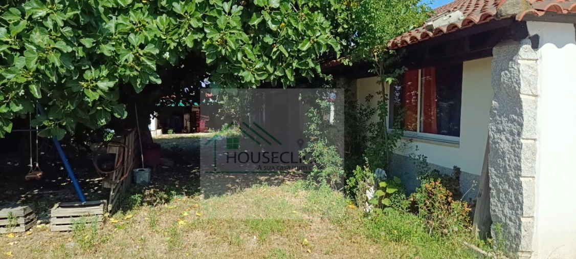 Quinta T4 para Venda em Caria Foto 24