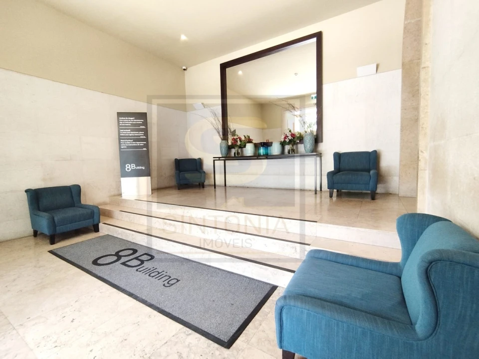 Apartamento T2 para Venda em Misericórdia Foto 3