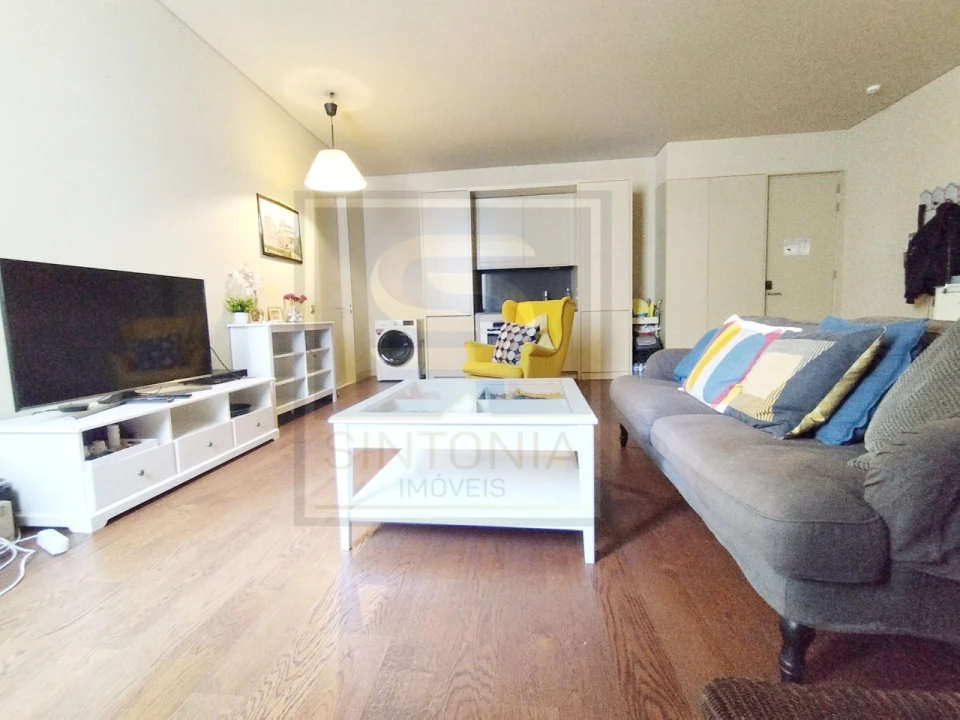 Apartamento T2 para Venda em Misericórdia Foto 7
