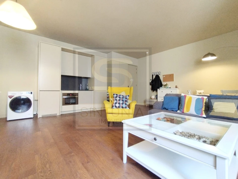 Apartamento T2 para Venda em Misericórdia Foto 12