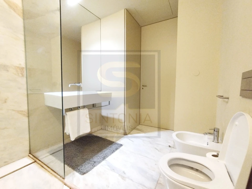 Apartamento T2 para Venda em Misericórdia Foto 27