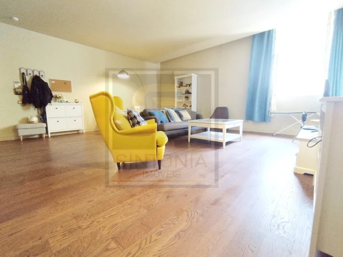 Apartamento T2 para Venda em Misericórdia Foto 8