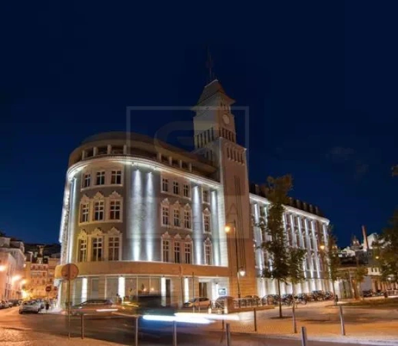 Apartamento T2 para Venda em Misericórdia Foto 30