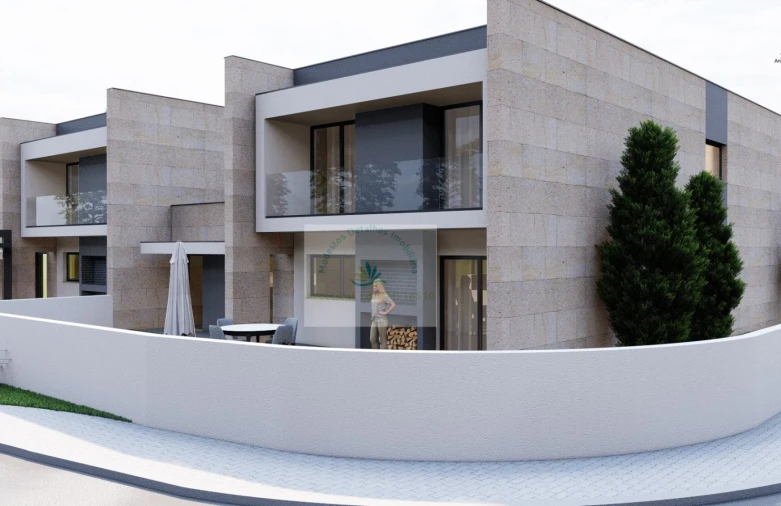 Moradia T3 para Venda em Loureira Foto 5