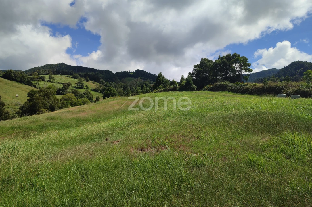 Terreno para Venda em Ribeira Grande (Matriz) Foto 3