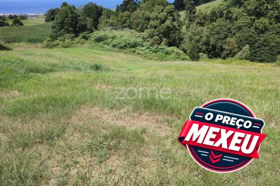 Terreno para Venda em Ribeira Grande (Matriz)
