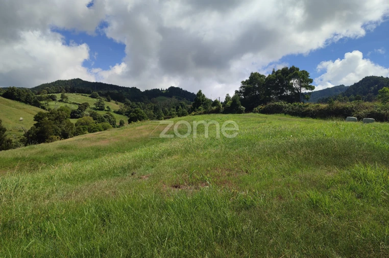 Terreno para Venda em Ribeira Grande (Matriz) Foto 3