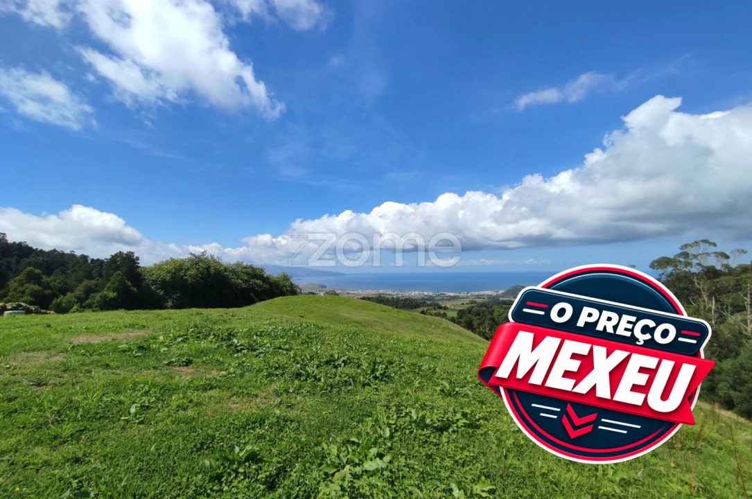 Terreno para Venda em Ribeira Grande (Matriz) Foto 1
