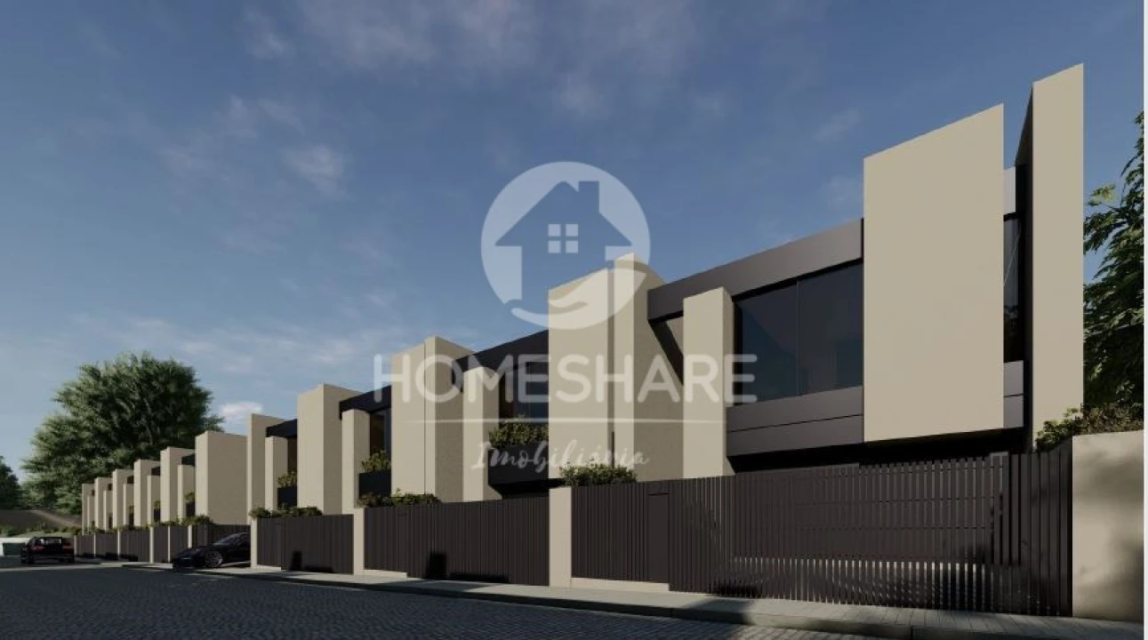 Moradia T3 para Venda em Fânzeres e São Pedro da Cova Foto 2