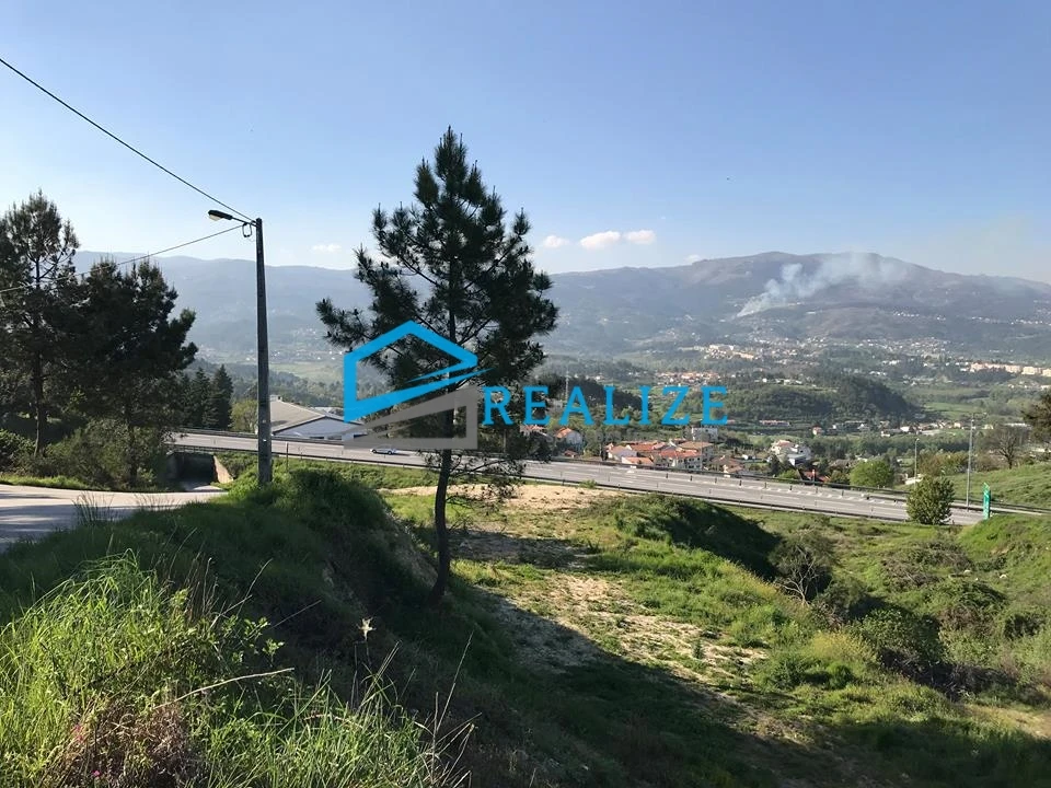 Terreno para Venda em Parada de Cunhos Foto 2