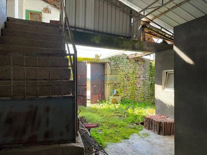 Moradia T4 para Venda em Mouçós e Lamares Foto 28