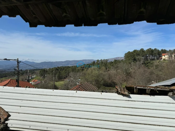 Moradia T4 para Venda em Mouçós e Lamares Foto 20