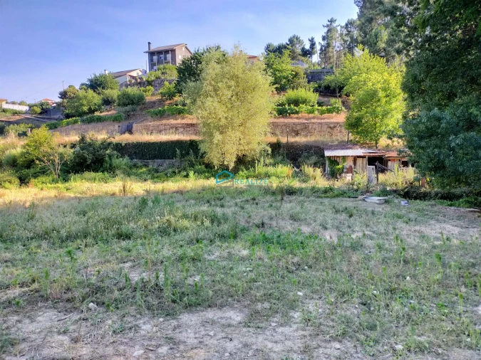 Terreno para Venda em Arroios Foto 2