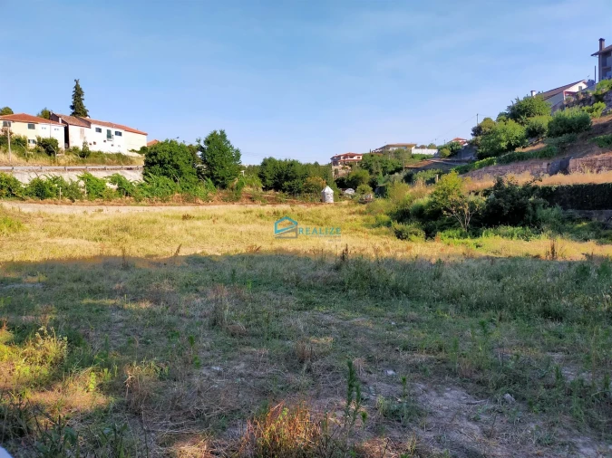 Terreno para Venda em Arroios Foto 3