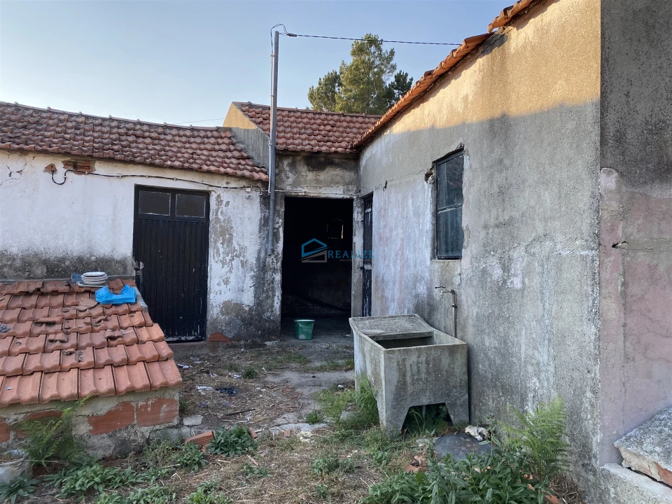 Moradia T0 para Venda em Vila Marim Foto 9