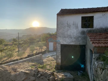 Moradia T0 para Venda em Vila Marim