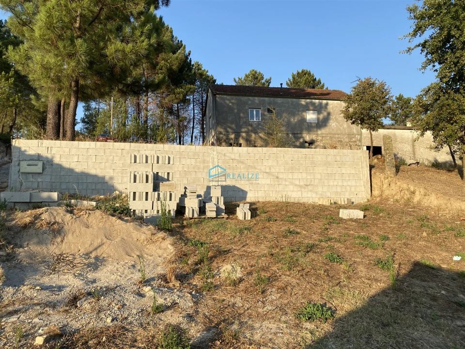 Moradia T0 para Venda em Vila Marim Foto 4