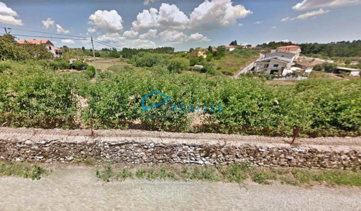 Terreno para Venda em Folhadela Foto 3