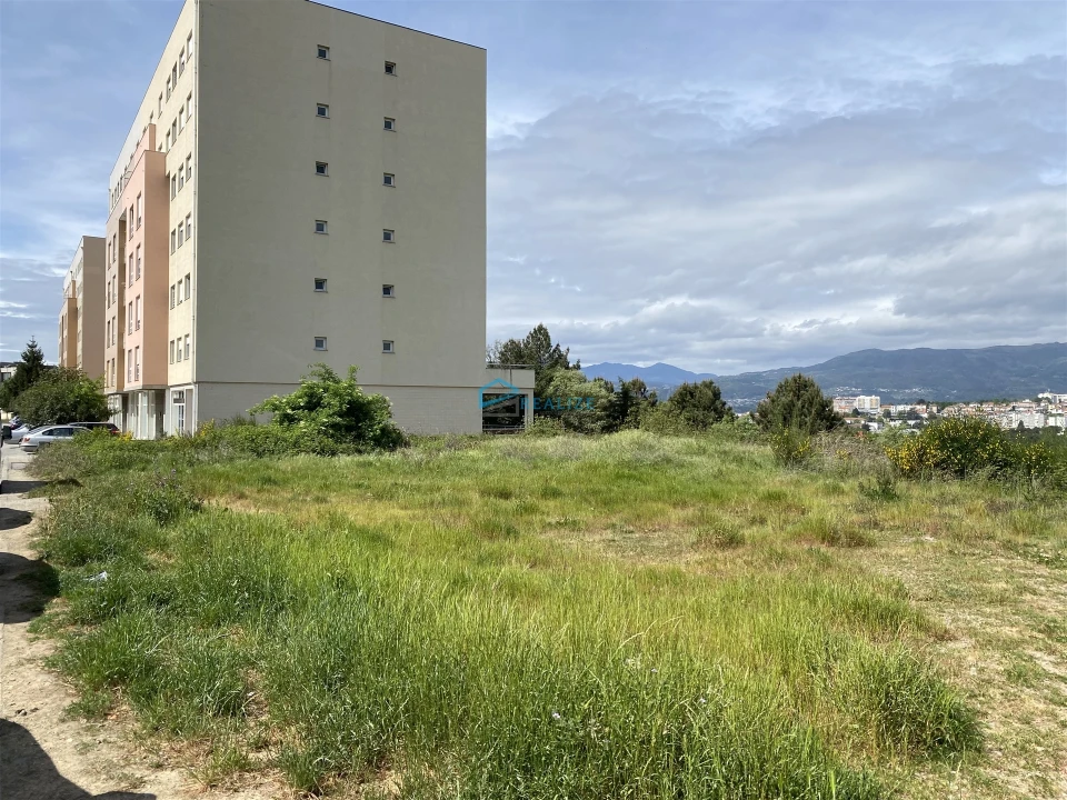 Terreno para Venda em Mateus Foto 2