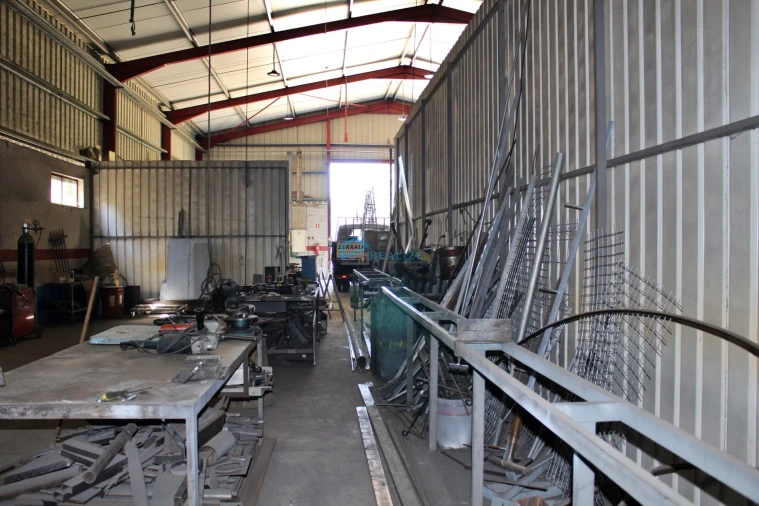 Armazém para Venda em Vila Marim Foto 7