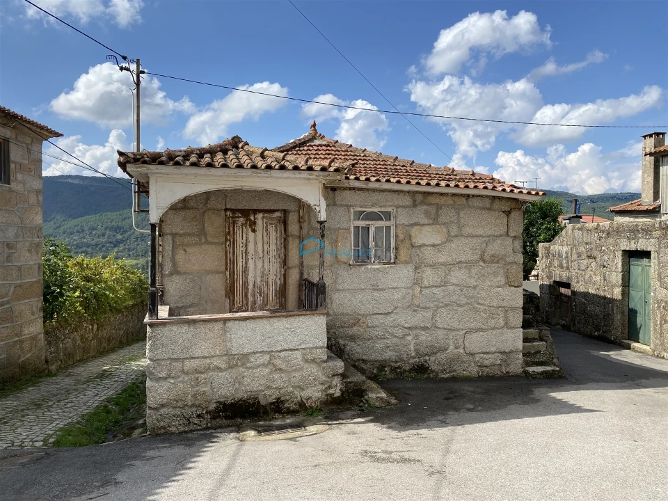 Moradia T5 para Venda em Vila Pouca de Aguiar Foto 1