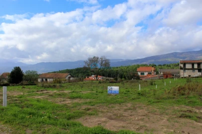 Terreno para Venda em Mouçós e Lamares