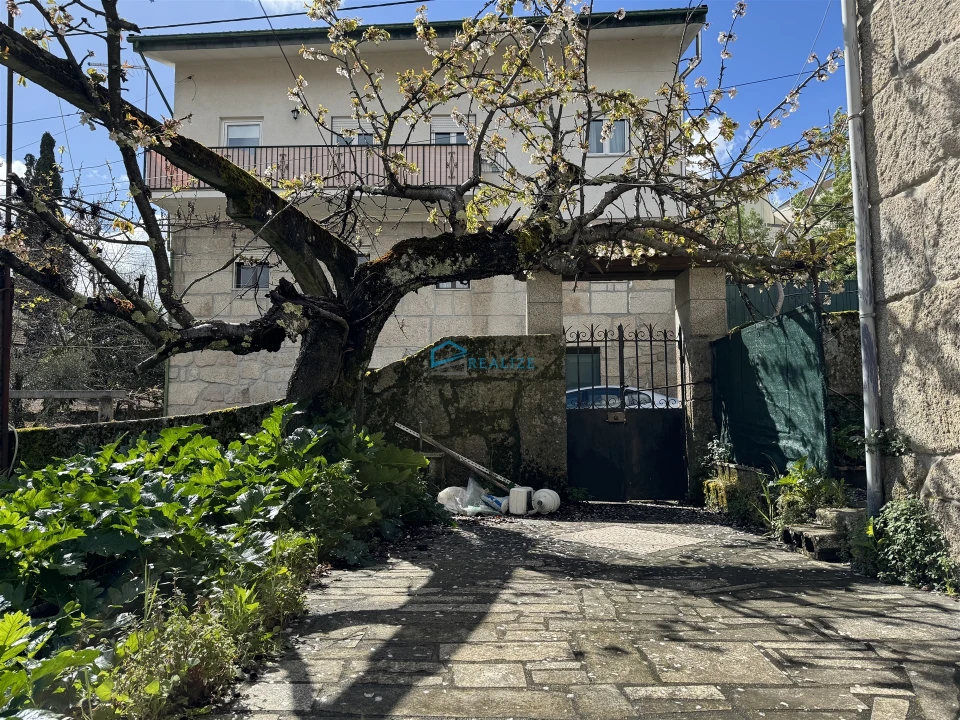 Moradia T4 para Venda em Nossa Senhora da Conceição, São Pedro e São Dinis Foto 31