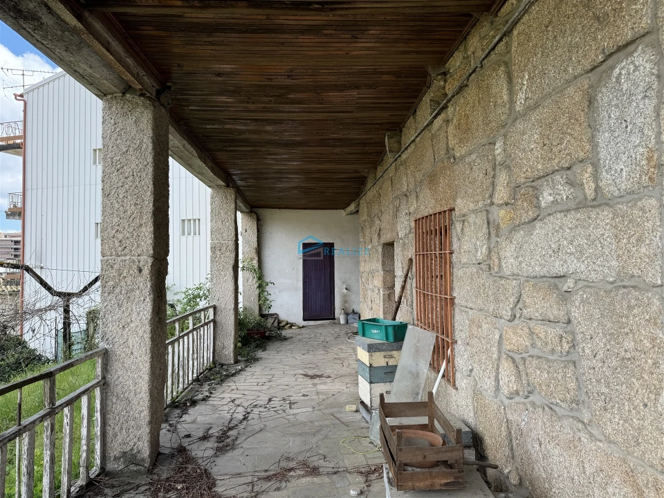 Moradia T4 para Venda em Nossa Senhora da Conceição, São Pedro e São Dinis Foto 40